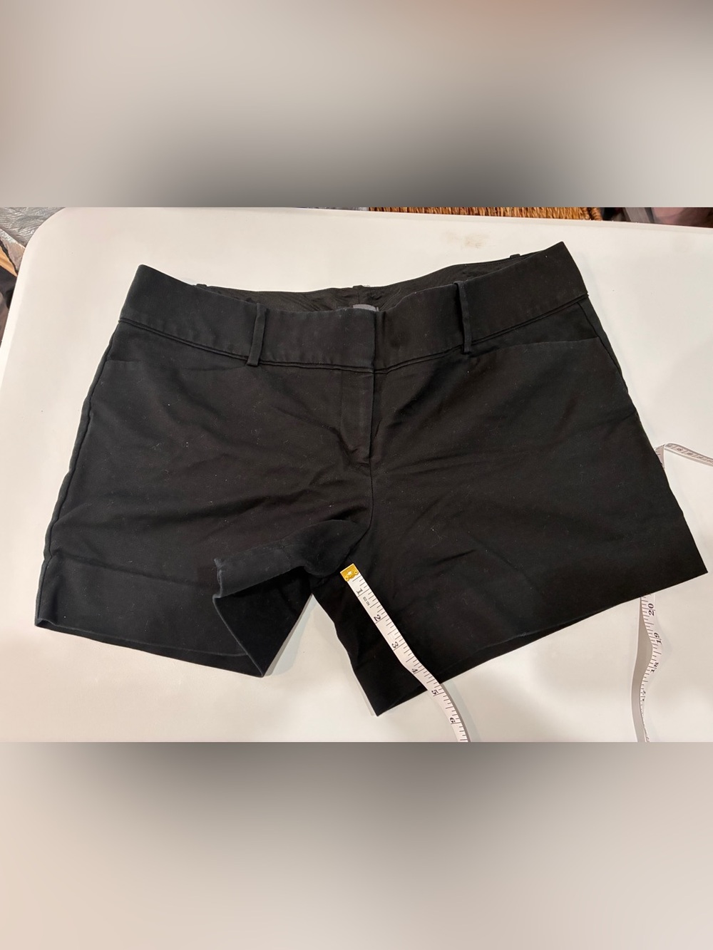 The Limited Black High-Rise Tailored Shorts flat waistband‎ with belt loops